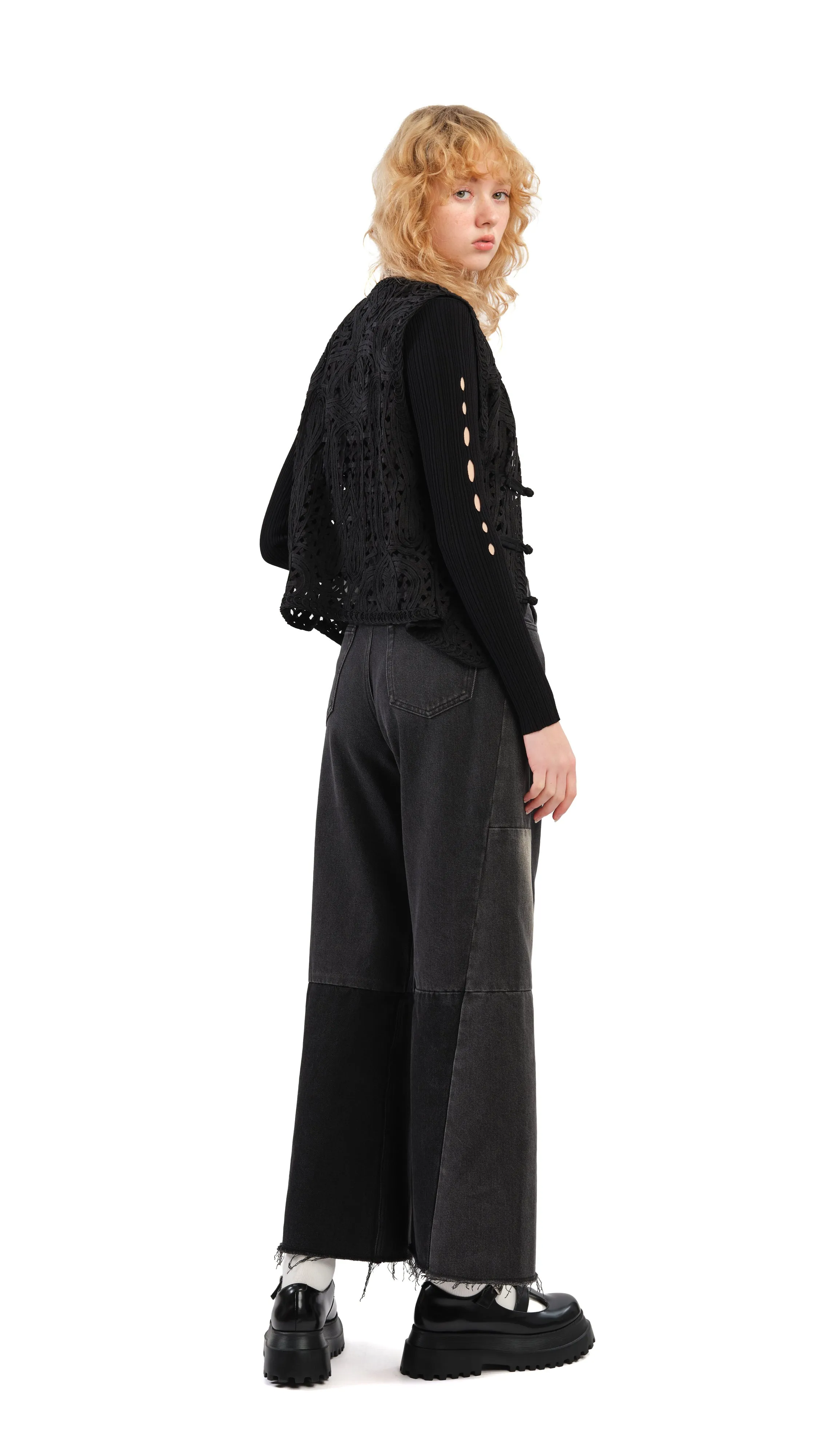 Cord Embroidery Vest