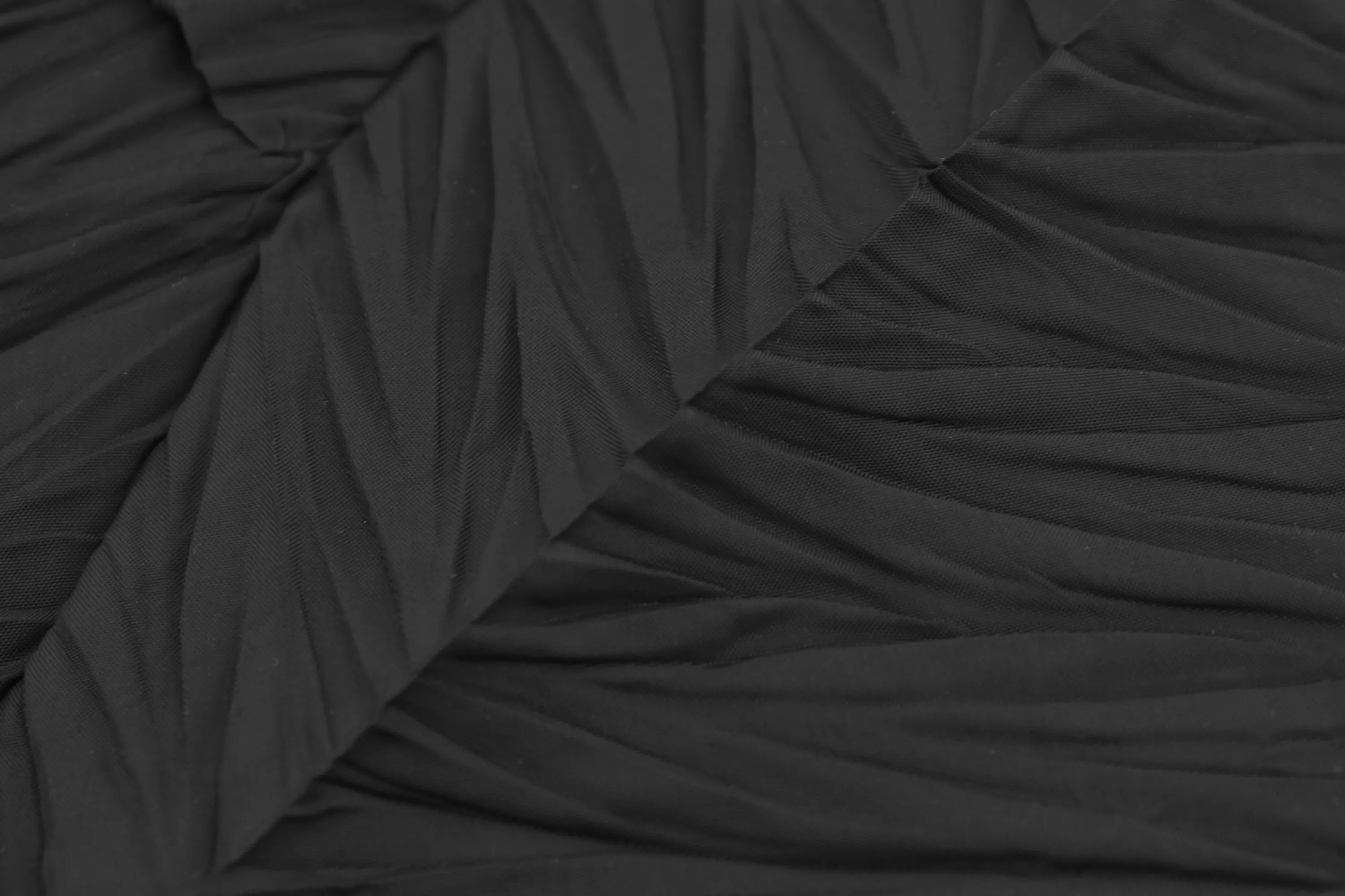 Distort Pleats Polyester Polo