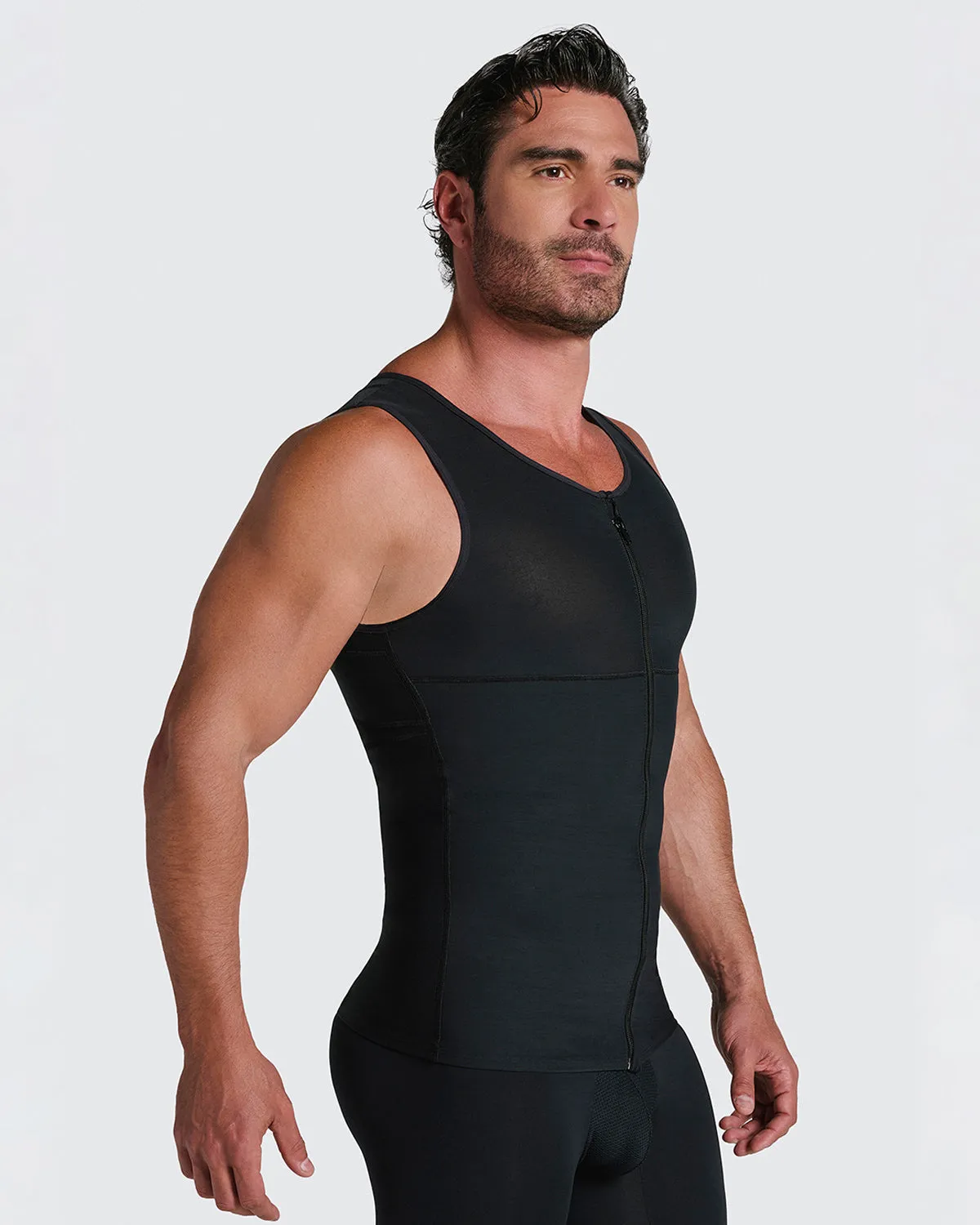 Moderate Shaper Vest with Double-Layered Support in Abs and Back
