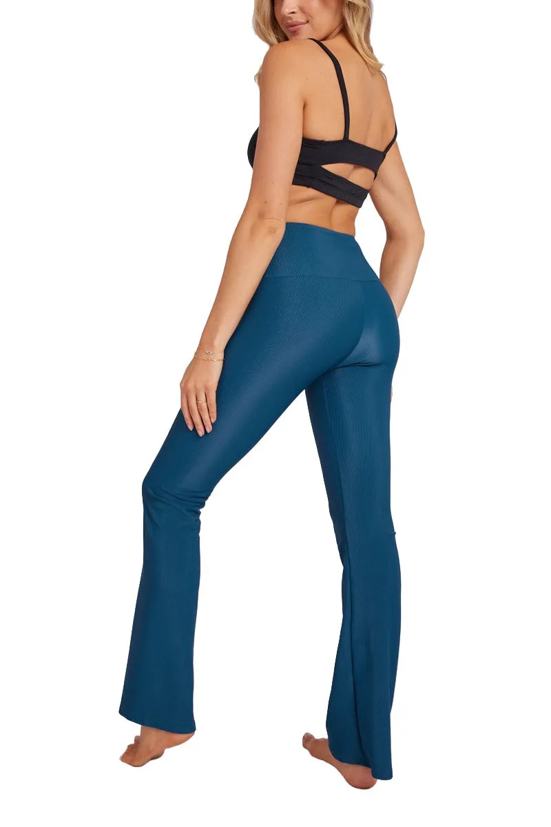 Onzie Studio Flare Ribbed Pant 2285