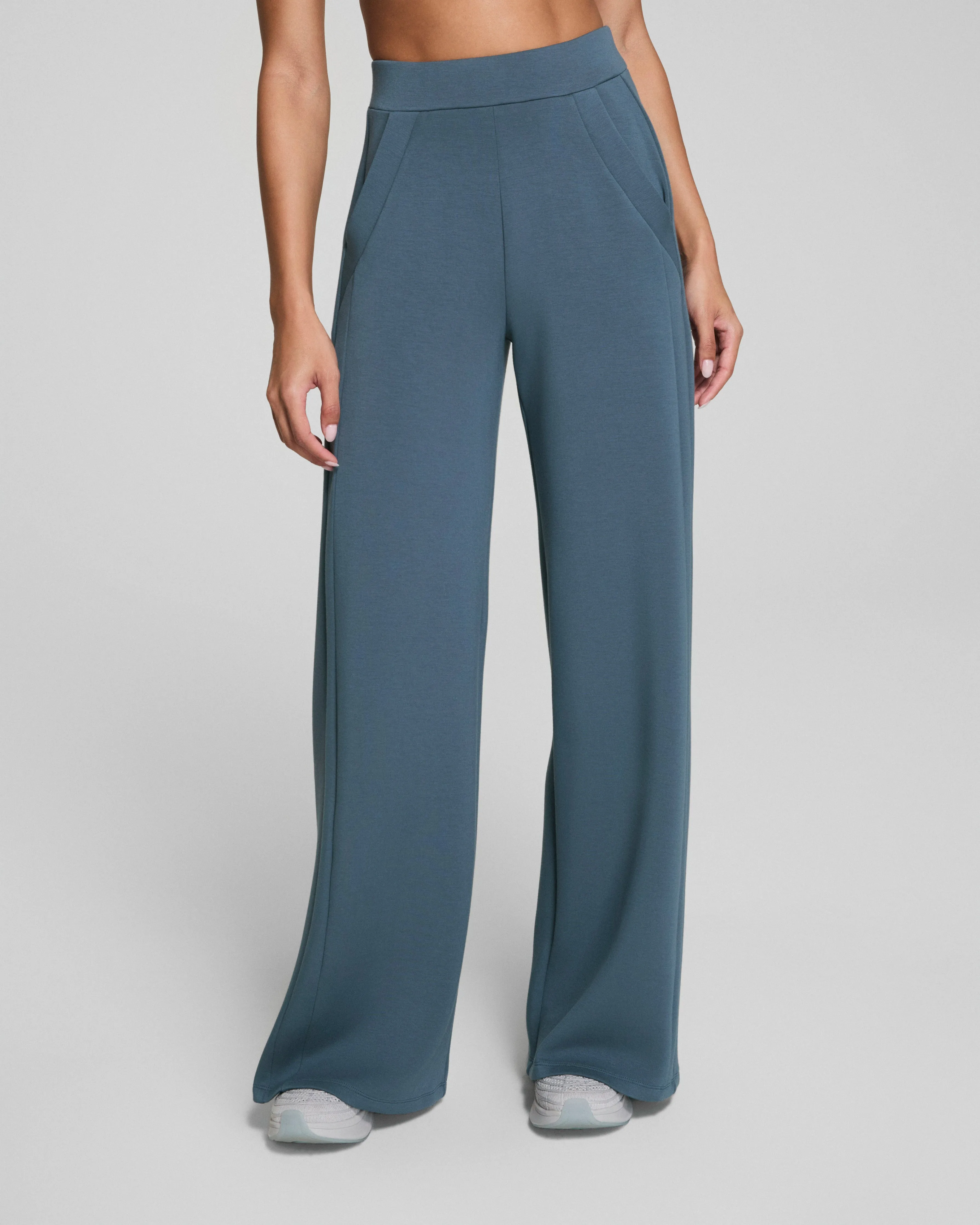 SPANX® AirEssentials Wide Leg Track Pant