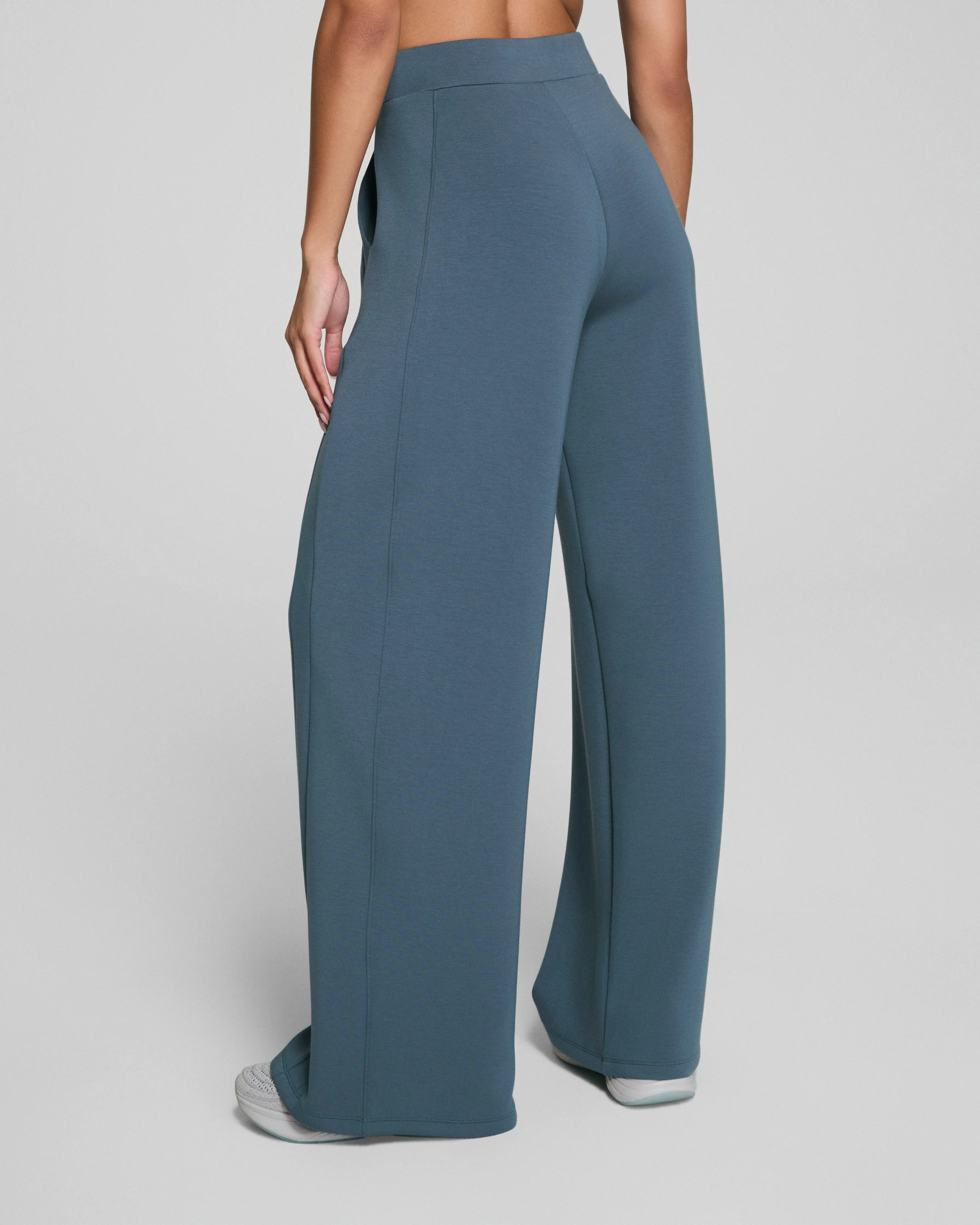 SPANX® AirEssentials Wide Leg Track Pant