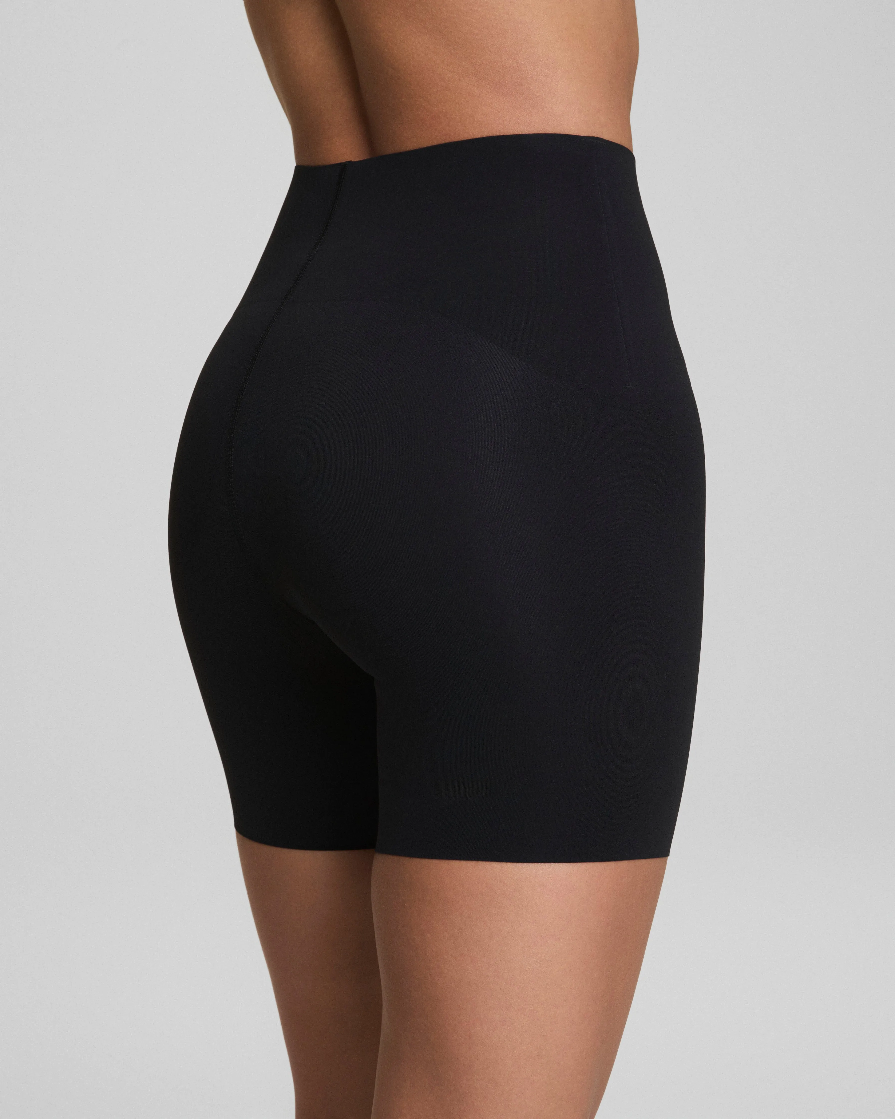 SPANXshape™ CoreLuxe Bike Short with Mid-Tummy Compression, 6"