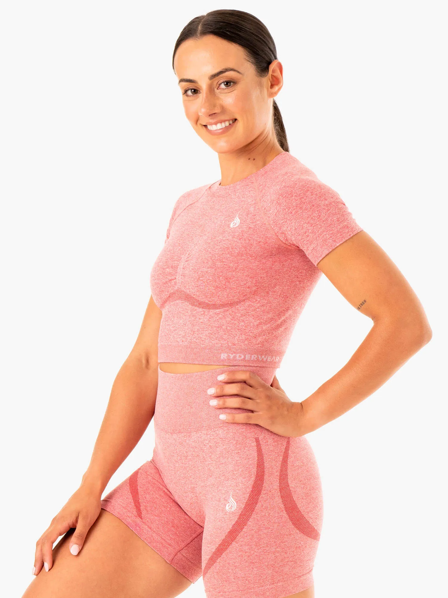 Staples Seamless T-Shirt - Pink Marl