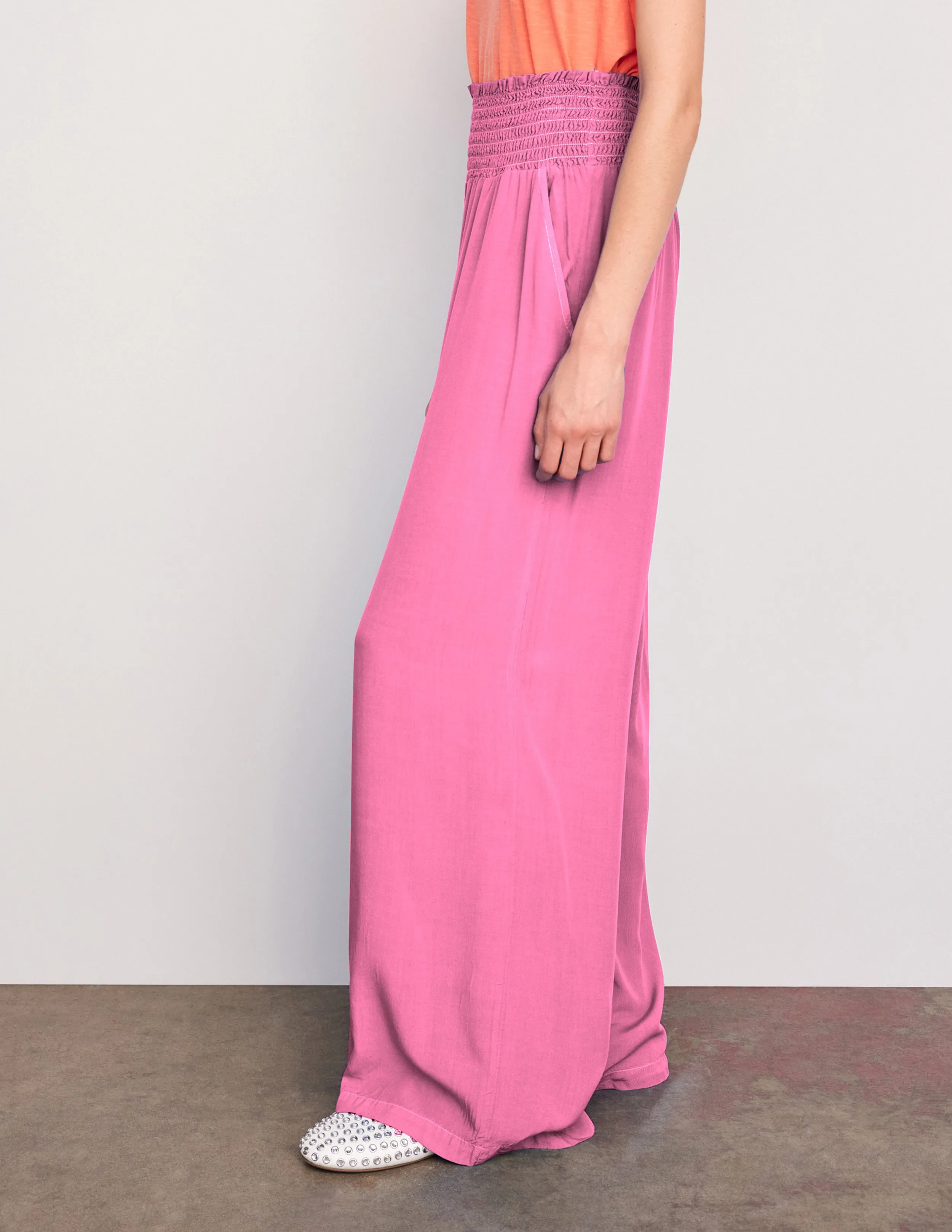 Sundry Smock Waist Wide Leg Pant in Magenta