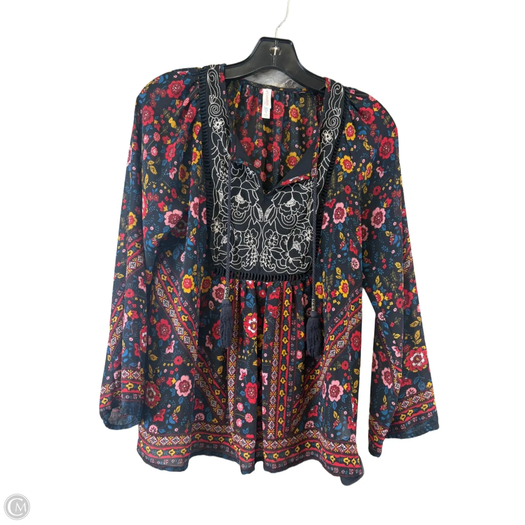 Top Long Sleeve By Xhilaration In Black & Red, Size: S