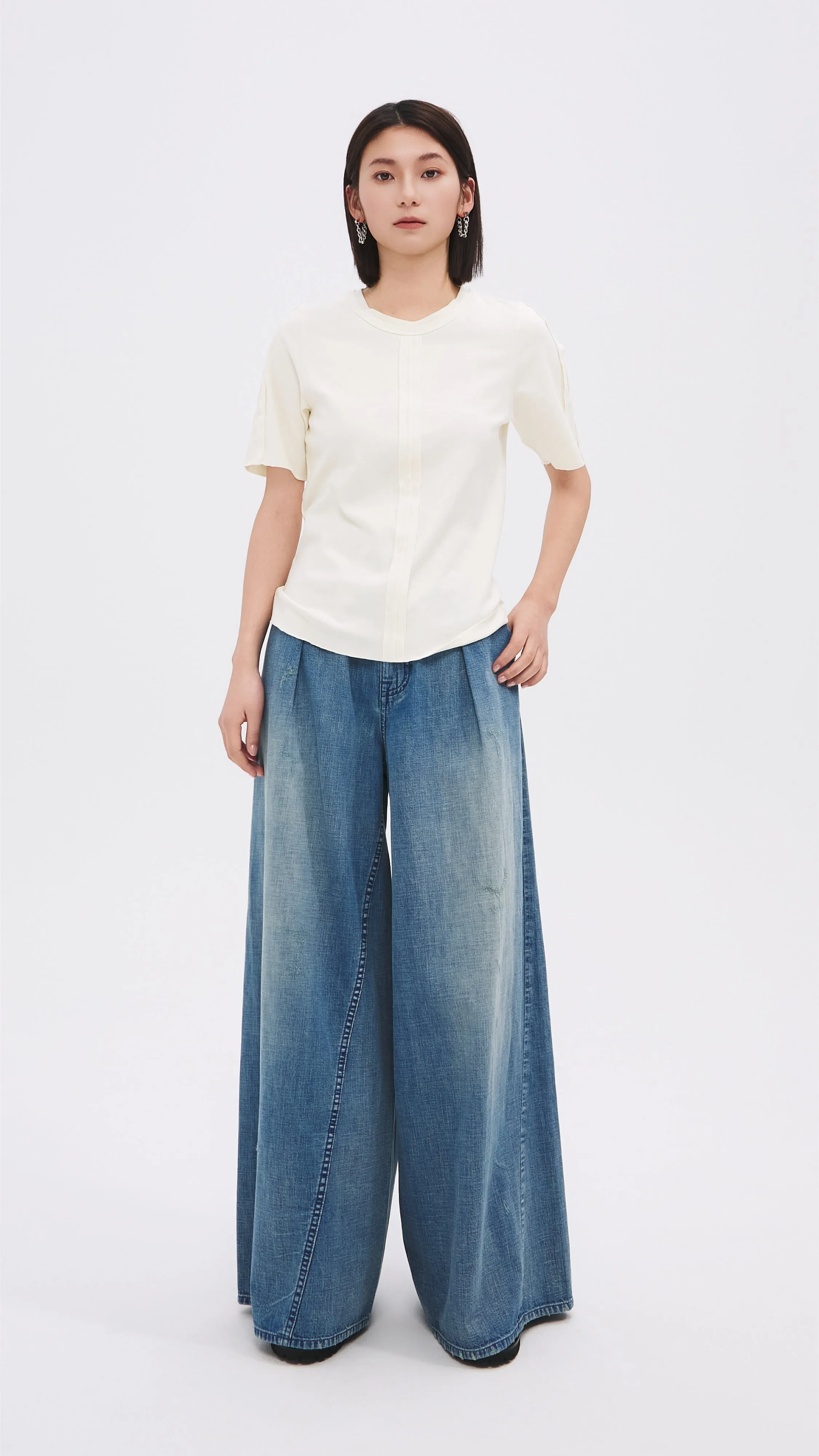 Tucks-trimmed T-Shirt