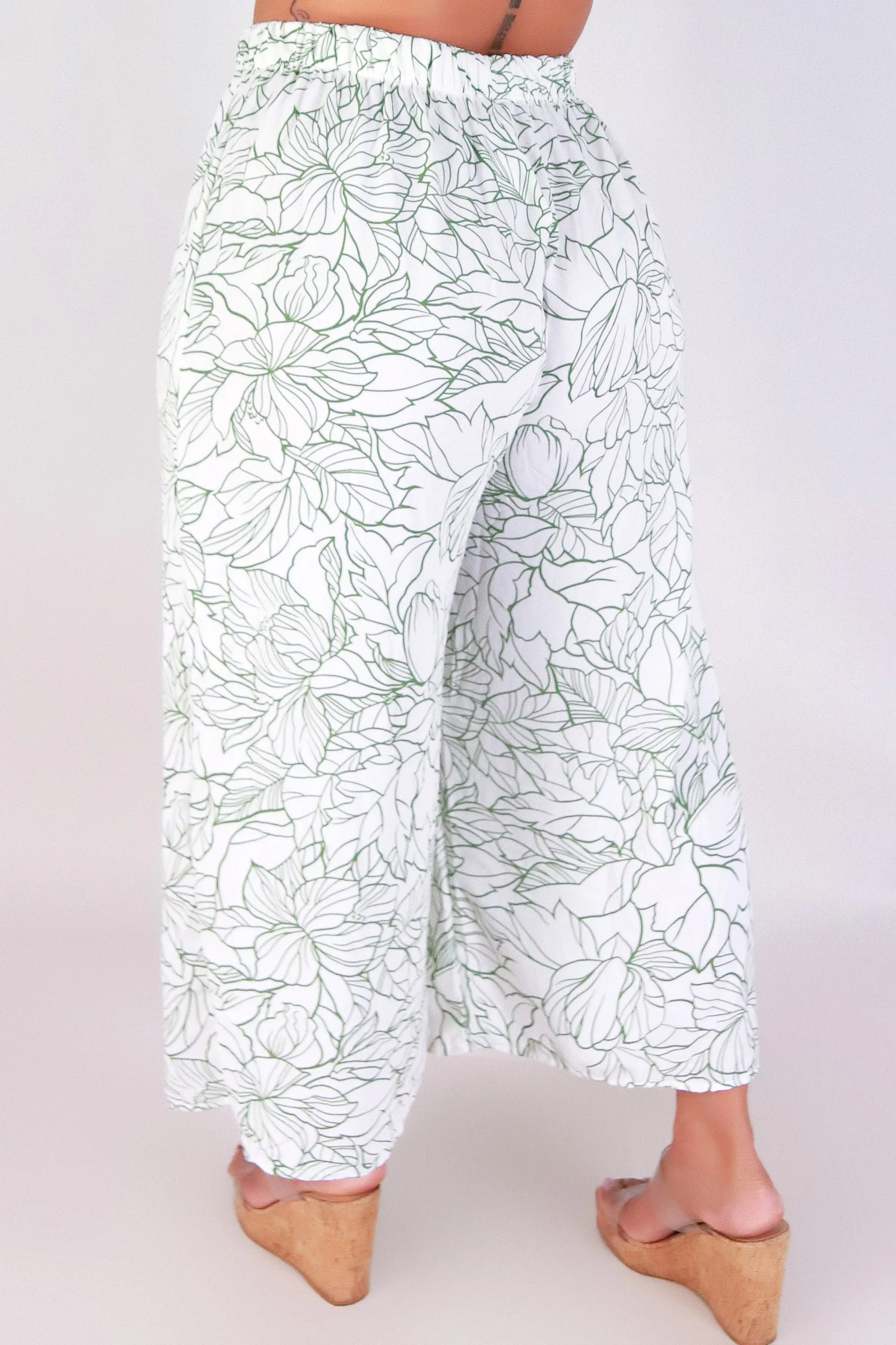 WILDFLOWER WAVES CAPRI PANTS