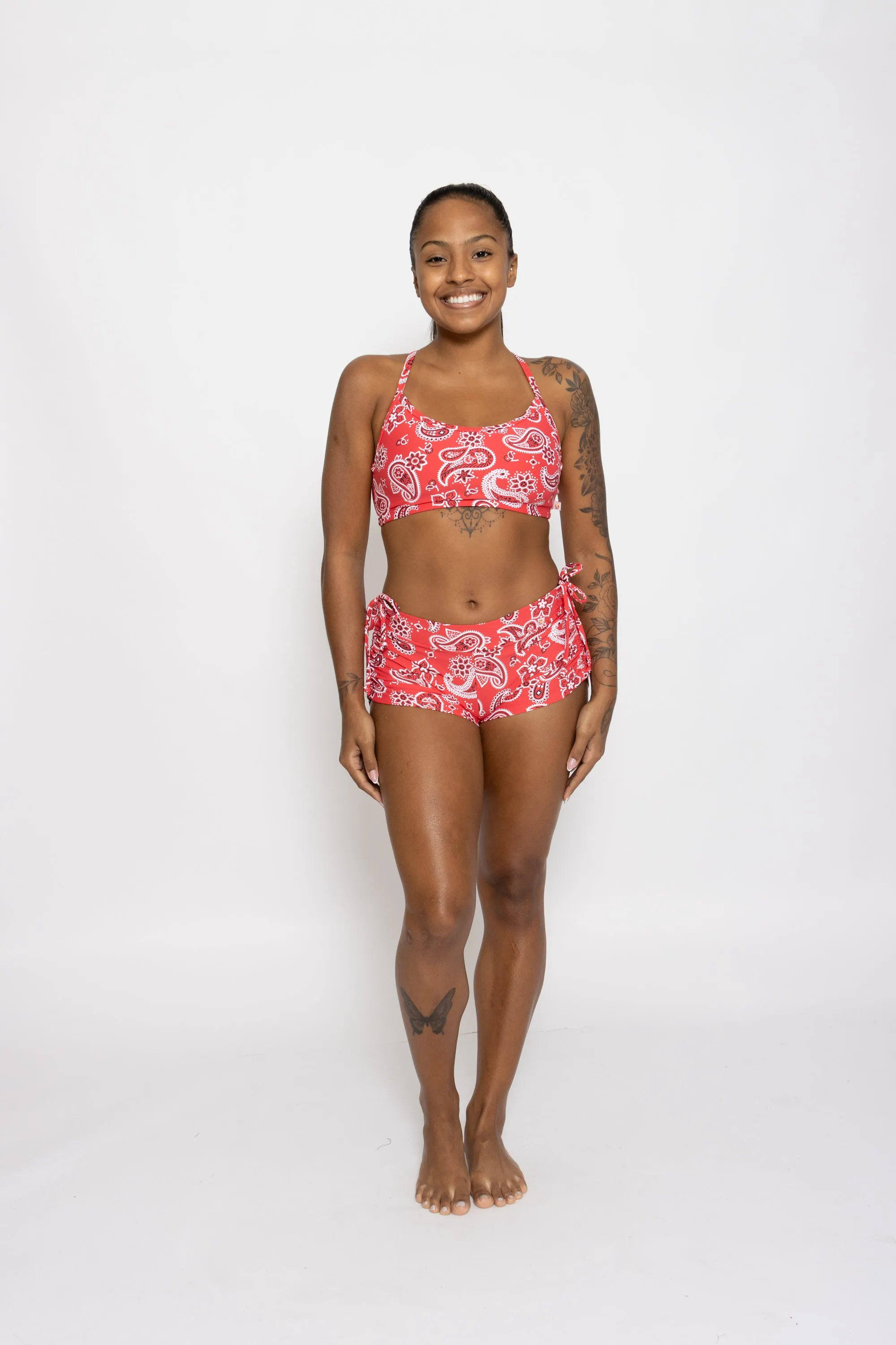 Zest Top, Red Paisley, Cool Form Light